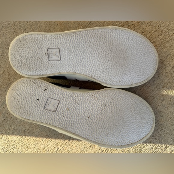 Veja Bastille Suede Sneakers Women’s Size 10 Purple Mauve White - Picture 6 of 7